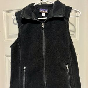 Patagonia synchilla fleece zip up vest - Women's M